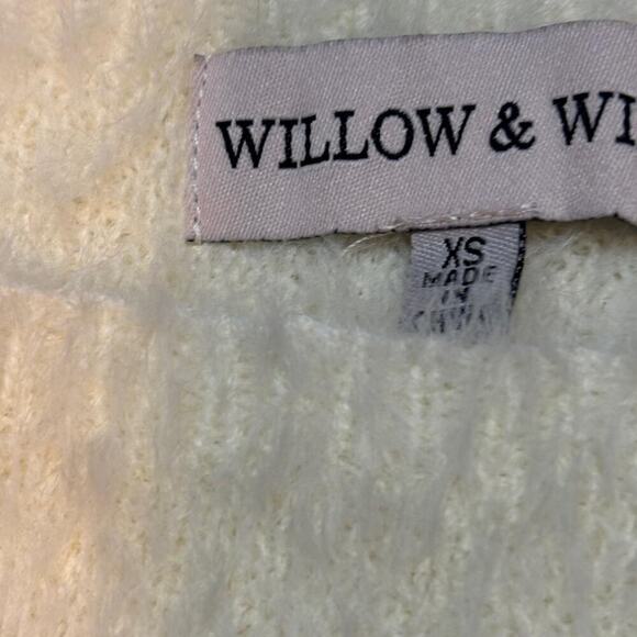 Willow & Wind Fuzzy Knit Ivory Sweater Tank Top – Soft Cozy Sleeveless Crop - Picture 5 of 6